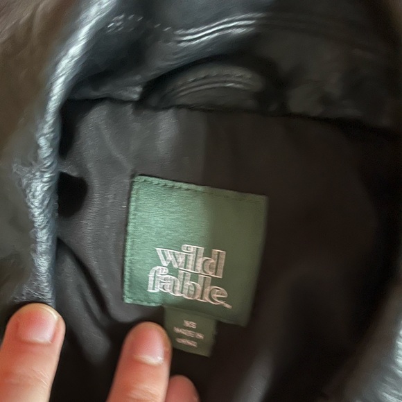 leather jacket - Picture 2 of 2